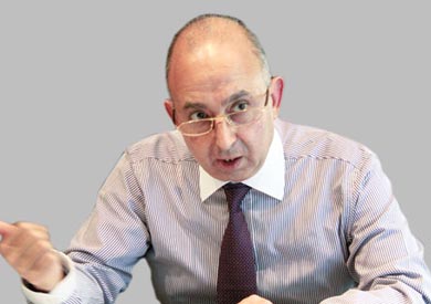 مجدي طلبة عضو مجلس إدارة الشركة القابضة للغزل والنسيج